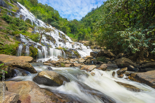 Mae Ya waterfall