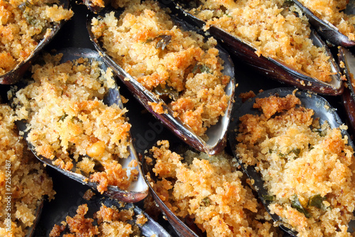 Cozze Gratinate - Cucina Mediterranea