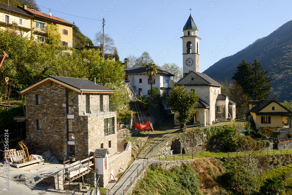 The rural village of Calezzo