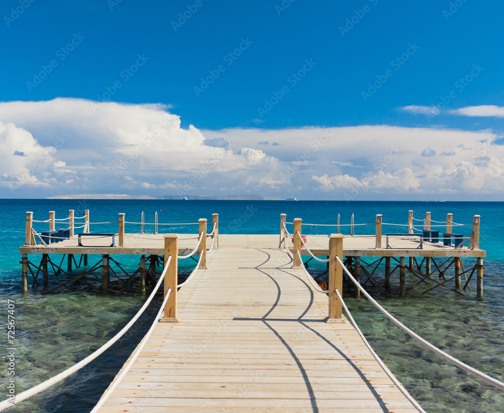 Obraz premium Pier i nikt