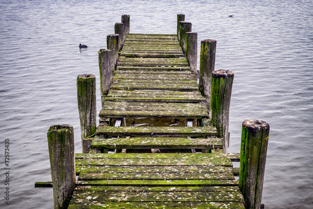 Fototapeta premium old wooden jetty