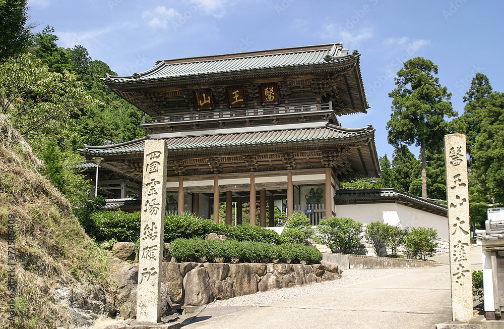 大窪寺の門　香川