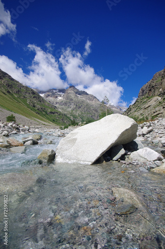 torrent - massif des écrins photo