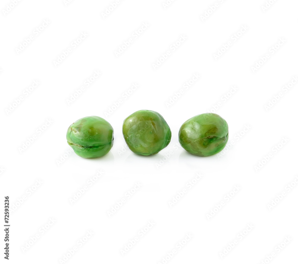 peas isolated on white background peas isolated on white background