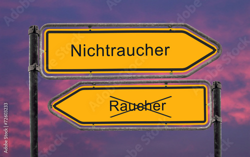 Strassenschild 22 - Nichtraucher