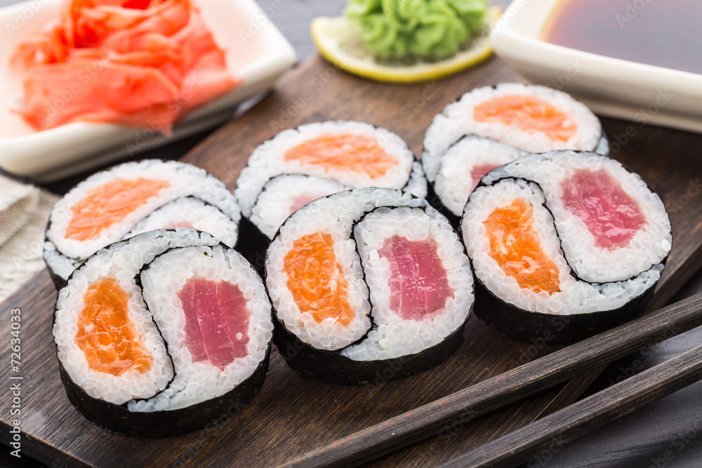 Yin yang futomaki with tuna and salmon Yin yang futomaki with tuna and salmon