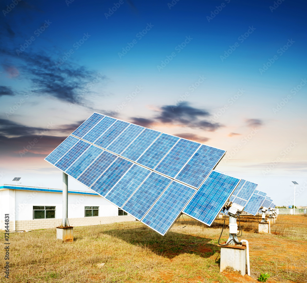 Solar panels - tracking system