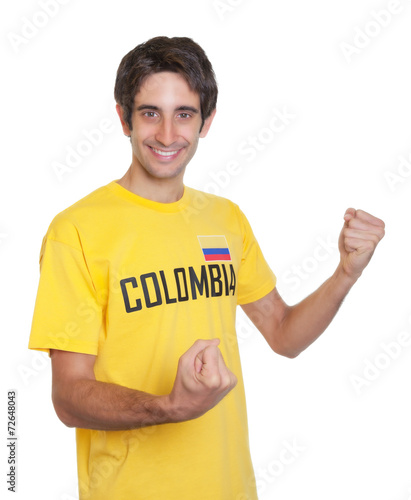 Jubelnder junger Mann aus Kolumbien