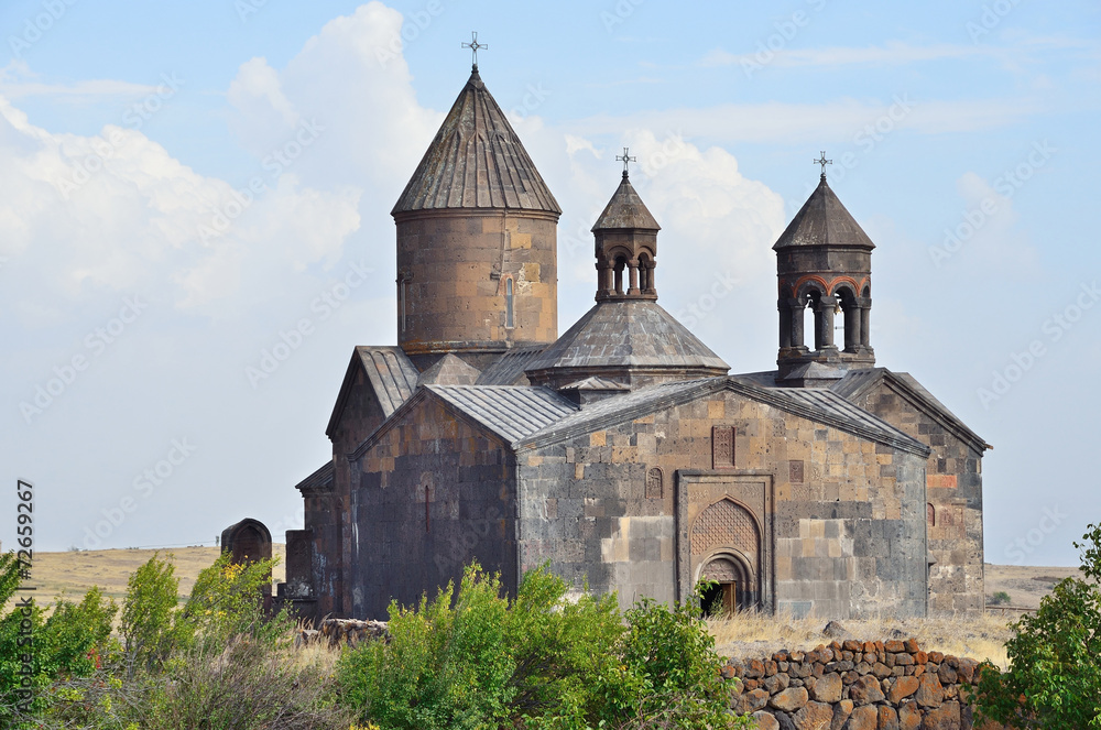 Армения, монастырь Сагмосаванк, 13 век