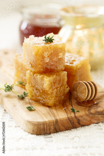 Honeycomb with thyme honey