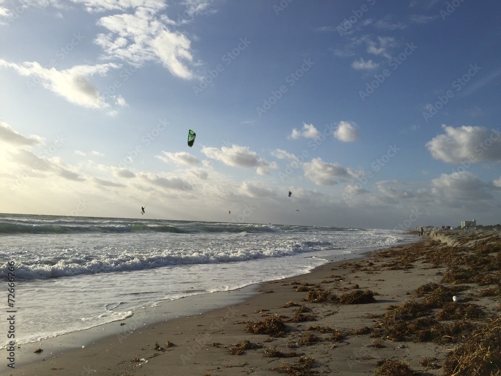 kitesurfing