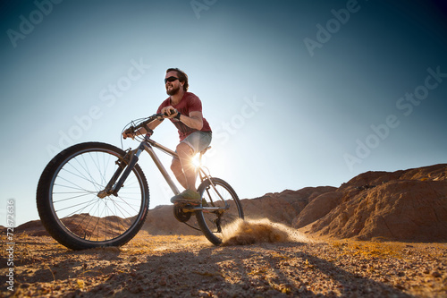 Wallpaper Mural Bicycle Torontodigital.ca