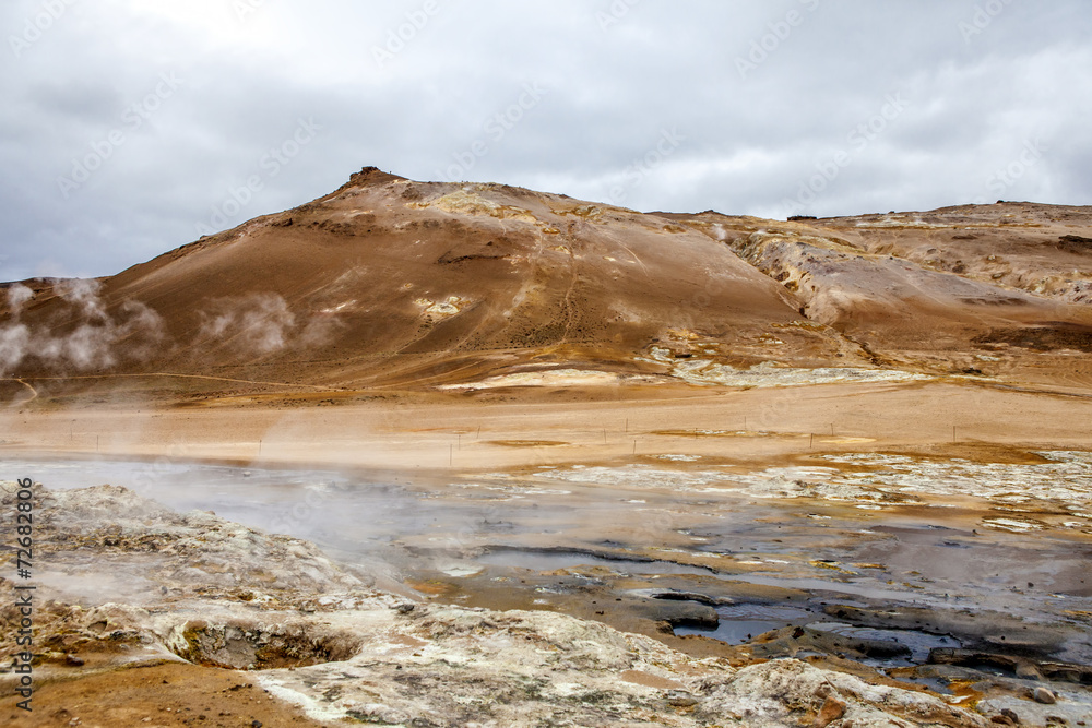 Fototapeta premium Geothermal landscape in Iceland5