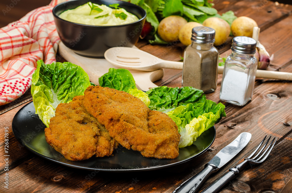 Wiener Schnitzel with mashed potato Wiener Schnitzel with mashed potato