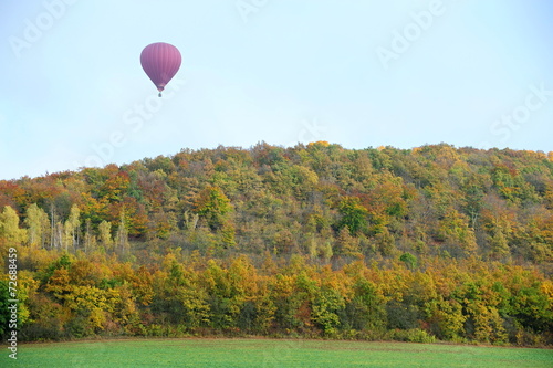 Autumn balloon flights