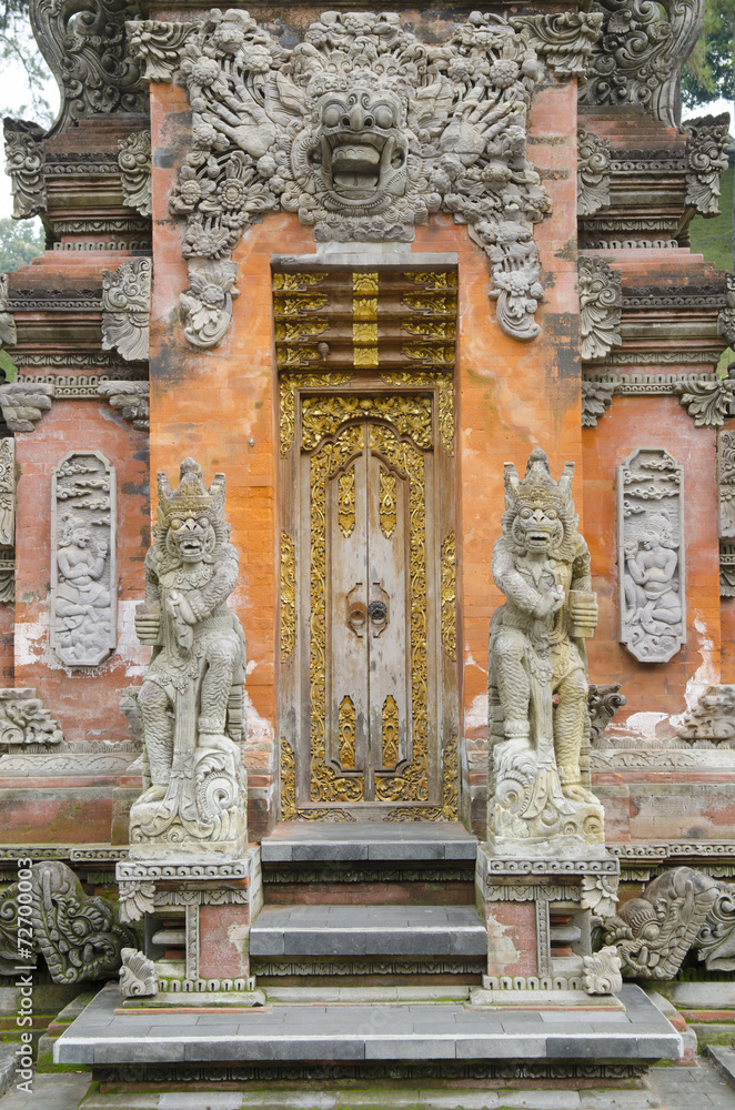 traditional temple door in ubud bali indonesia traditional temple door in ubud bali indonesia