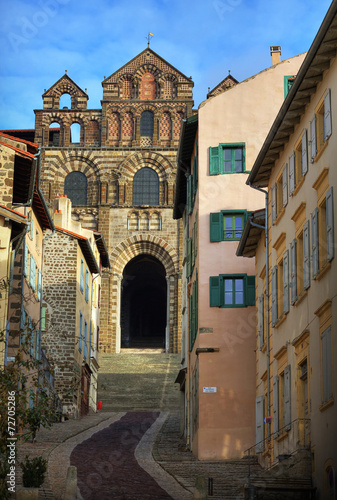 Fototapeta Naklejka Na Ścianę i Meble -  Cathédrale Le Puy en Velay