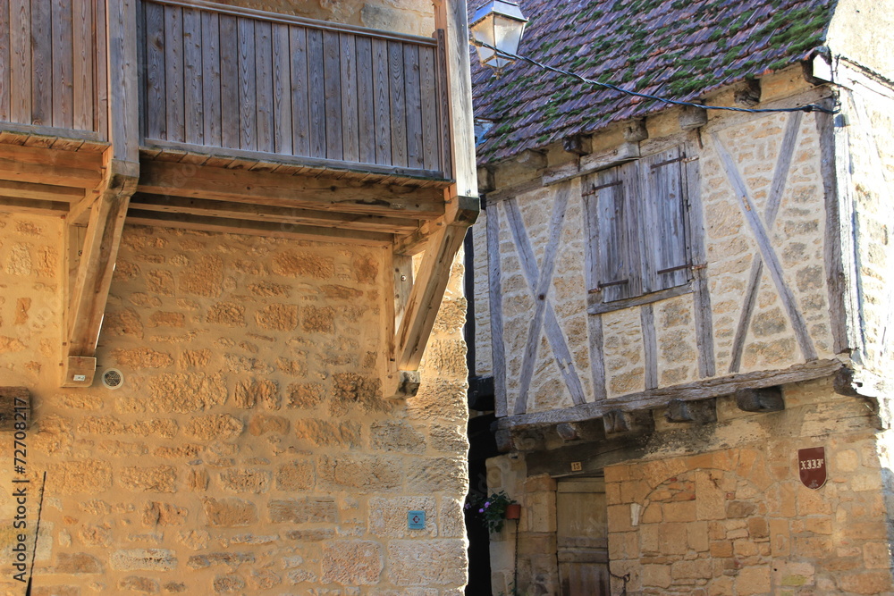 Vieilles maisons.