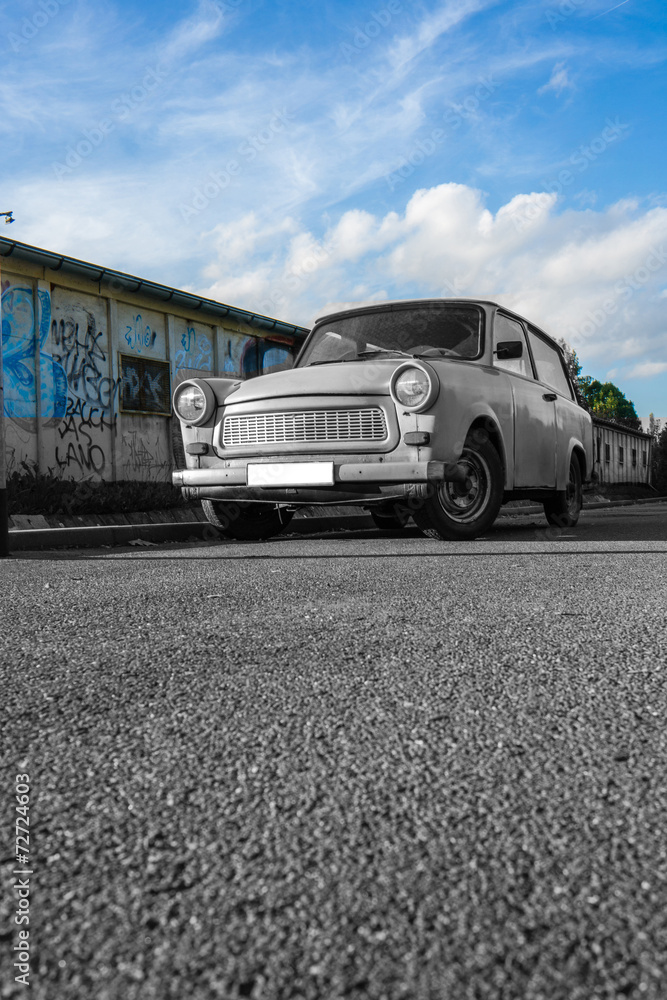 Obraz na plátně Damals und Heute DDR Trabant