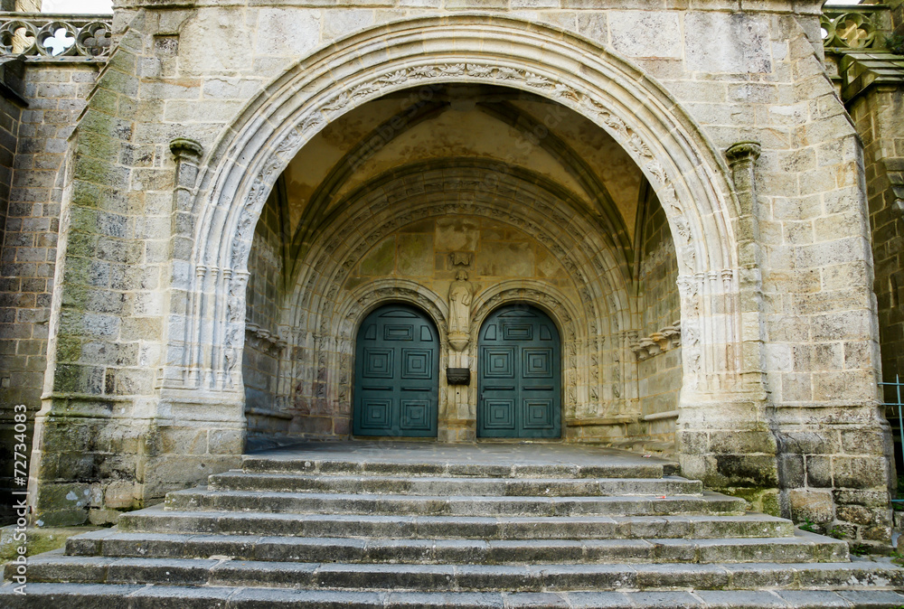 Porte entrée église saint-Ronan Locronan