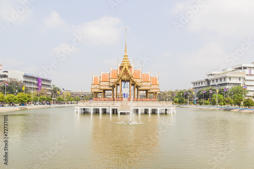 Thai temple in middle of pool, Ramkhamhaeng University, Thailand