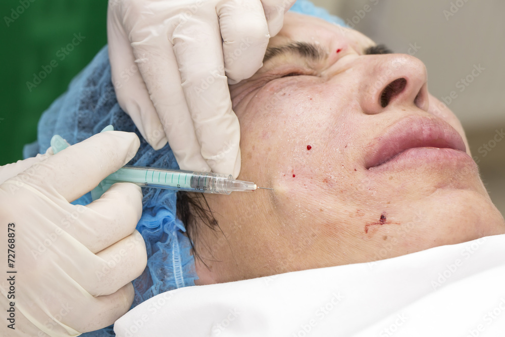 Cosmetic treatment with injection in a clinic Cosmetic treatment with injection in a clinic