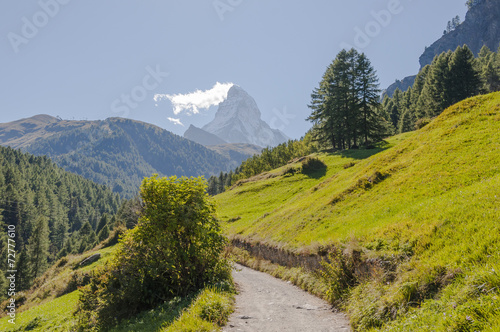 Zermatt, Dorf, Wanderweg, Zmutt, Walliser Alpen, Schweiz photo