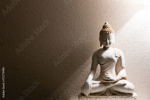 Tableau sur toile Illumination of Buddha - peaceful mind