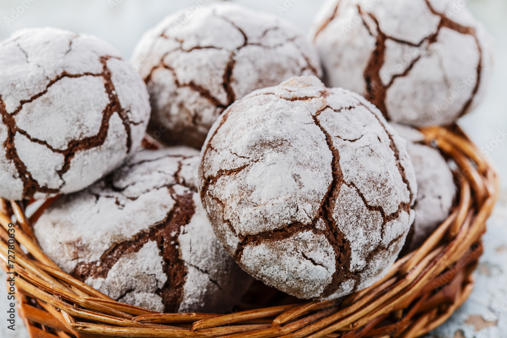 biscuits with chocolate cracks biscuits with chocolate cracks