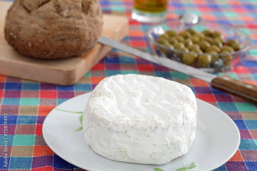 Fresh cheese made with buffalo milk Fresh cheese made with buffalo milk