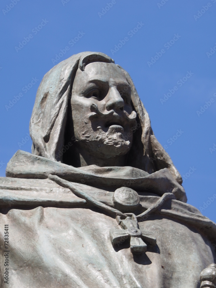 Obraz premium Escultura del Conde Ansúrez en Valladolid