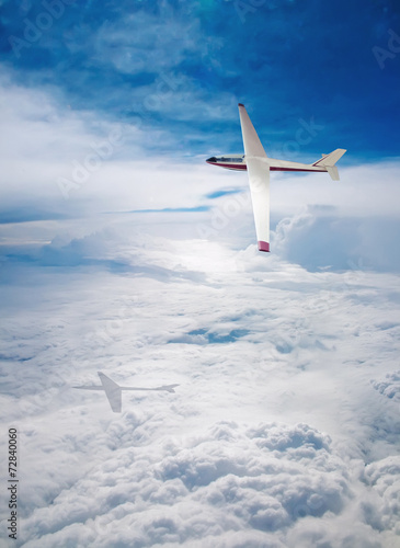 Flight deltaplane clouds