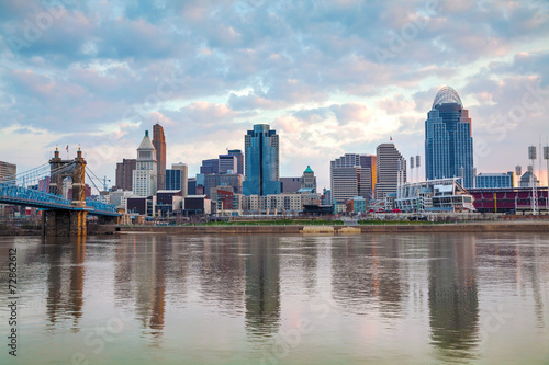 Slika na platnu Cincinnati downtown overview