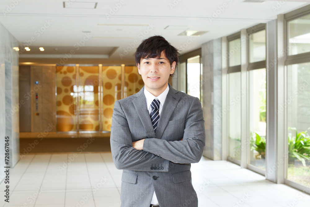笑顔のビジネスマン