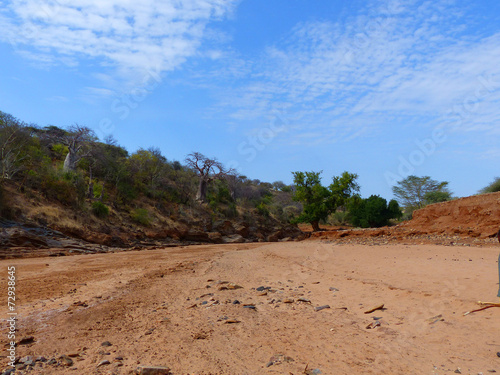 Ausgetrocknetes Flussbett Barai bei Gorofani Mangola Tansania
