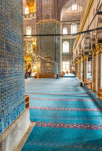 The New Mosque (Yeni Valide Camii), an Ottoman Imperial Mosque i © jovannig