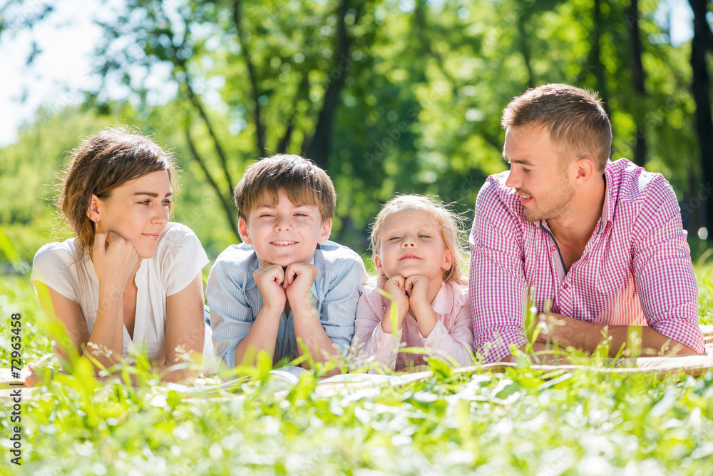 Fototapeta premium Weekend z rodziną