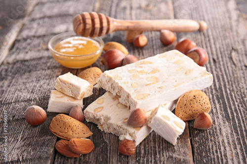 Photos nougat