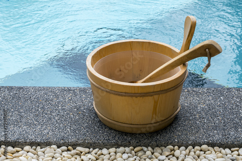 Sauna wooden bucket © Kris Tan