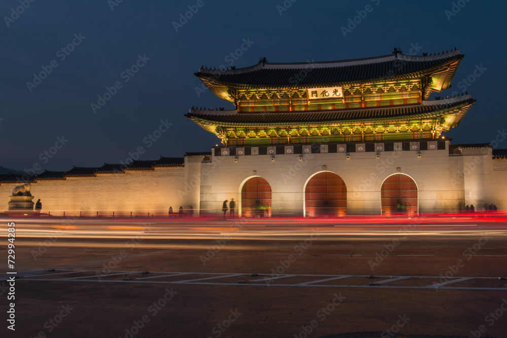 Fototapeta premium Gwanghwamun Gate