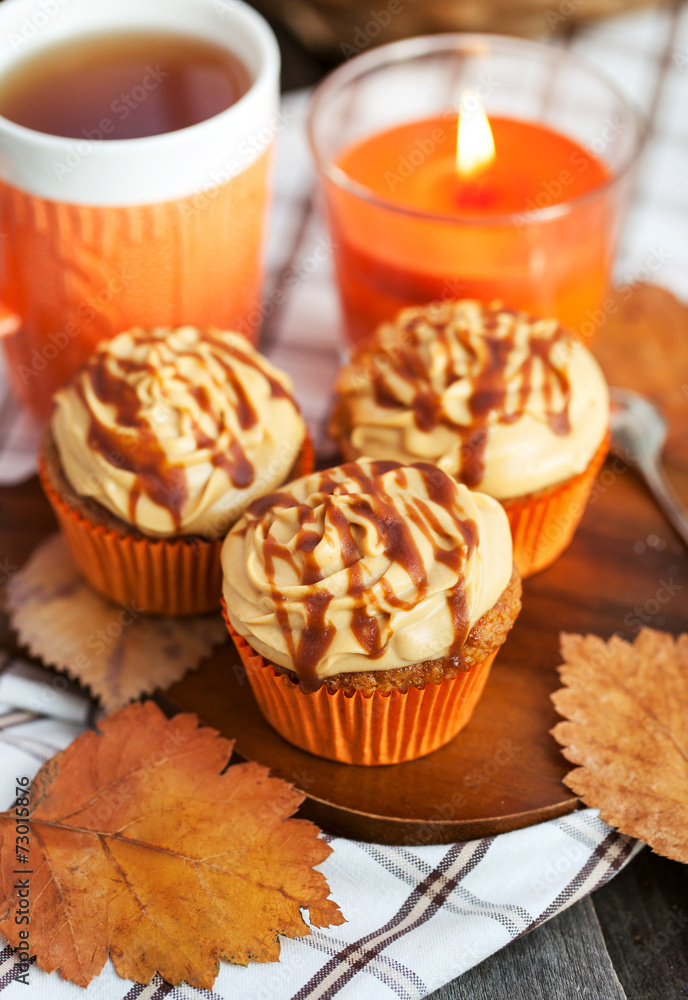 Carrot cupcakes with caramel cream cheese topping Carrot cupcakes with caramel cream cheese topping