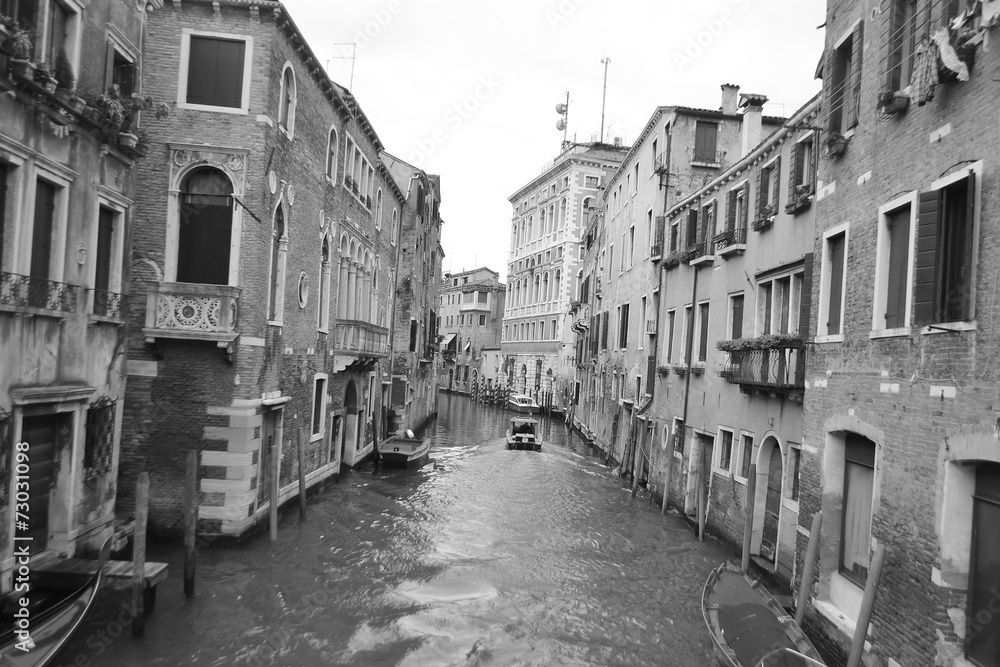 Fototapeta premium Canal in Venice