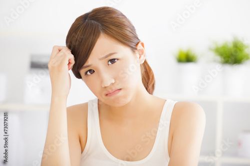 Εκτύπωση καμβά closeup confuse young asian woman