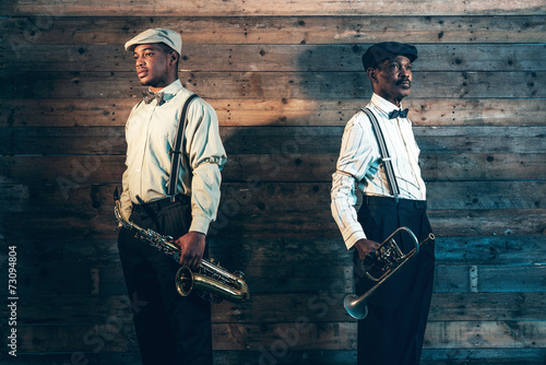 Canvas Print Two african american jazz musicians with trumpet and saxophone s