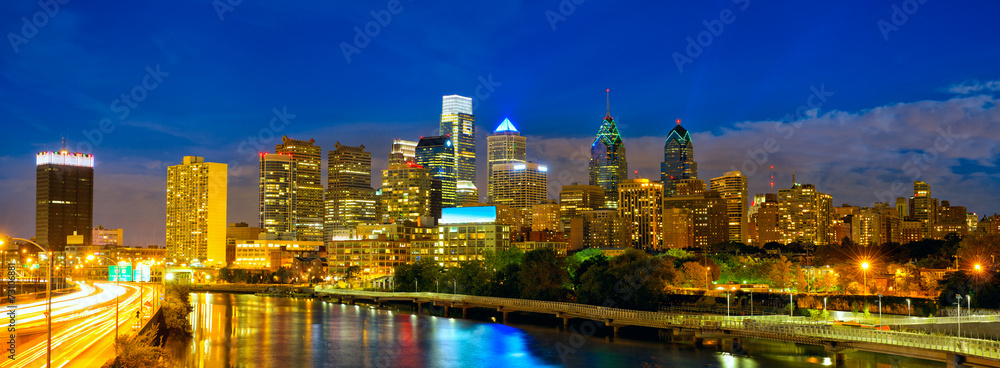 Skyline of Philadelphia downtown at dusk, USA