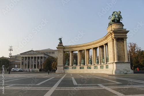 Place des H  ros    Budapest  Hongrie