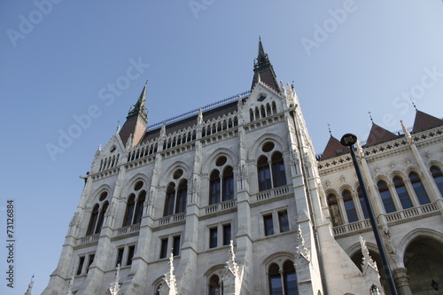 Parlement à Budapest, Hongrie  © Atlantis