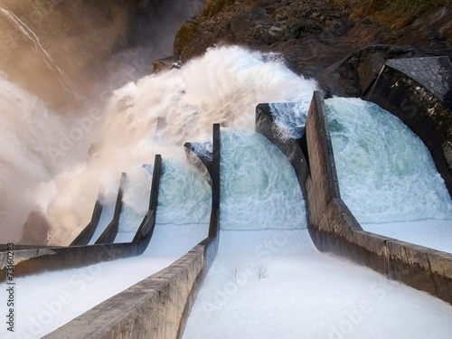 Fotografering Dam of Contra Verzasca, spectacular waterfalls