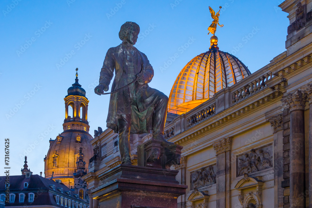 Obraz premium Dresden, Denkmal Semper