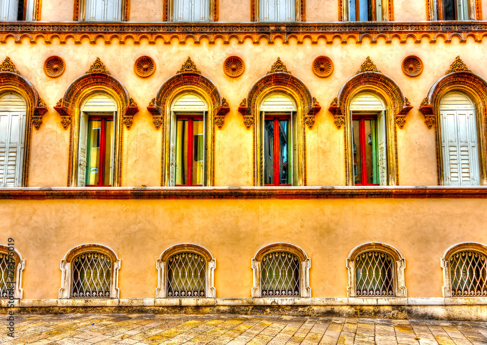 Obraz premium Beautiful old building at Venice Italy. HDR processed